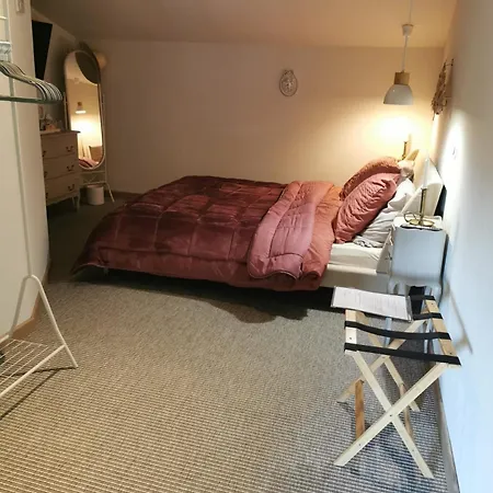 Au Domaine De Gigie B&B