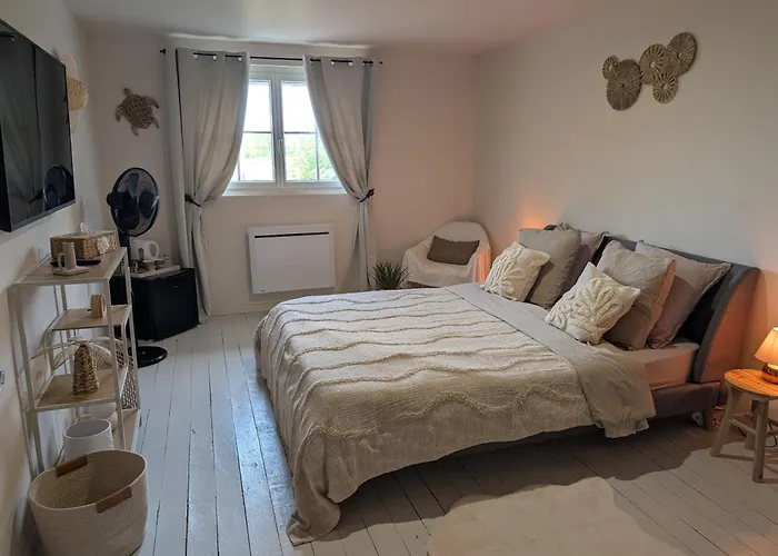 Au Domaine De Gigie Alojamento de Acomodação e Pequeno-almoço